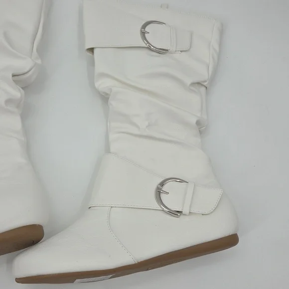 Elegant White Buckle Slouchy Boots - Picture 8 of 16